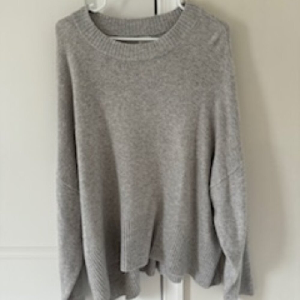 Women's Light Gray Sweater